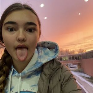 Meet your Posher, Norah